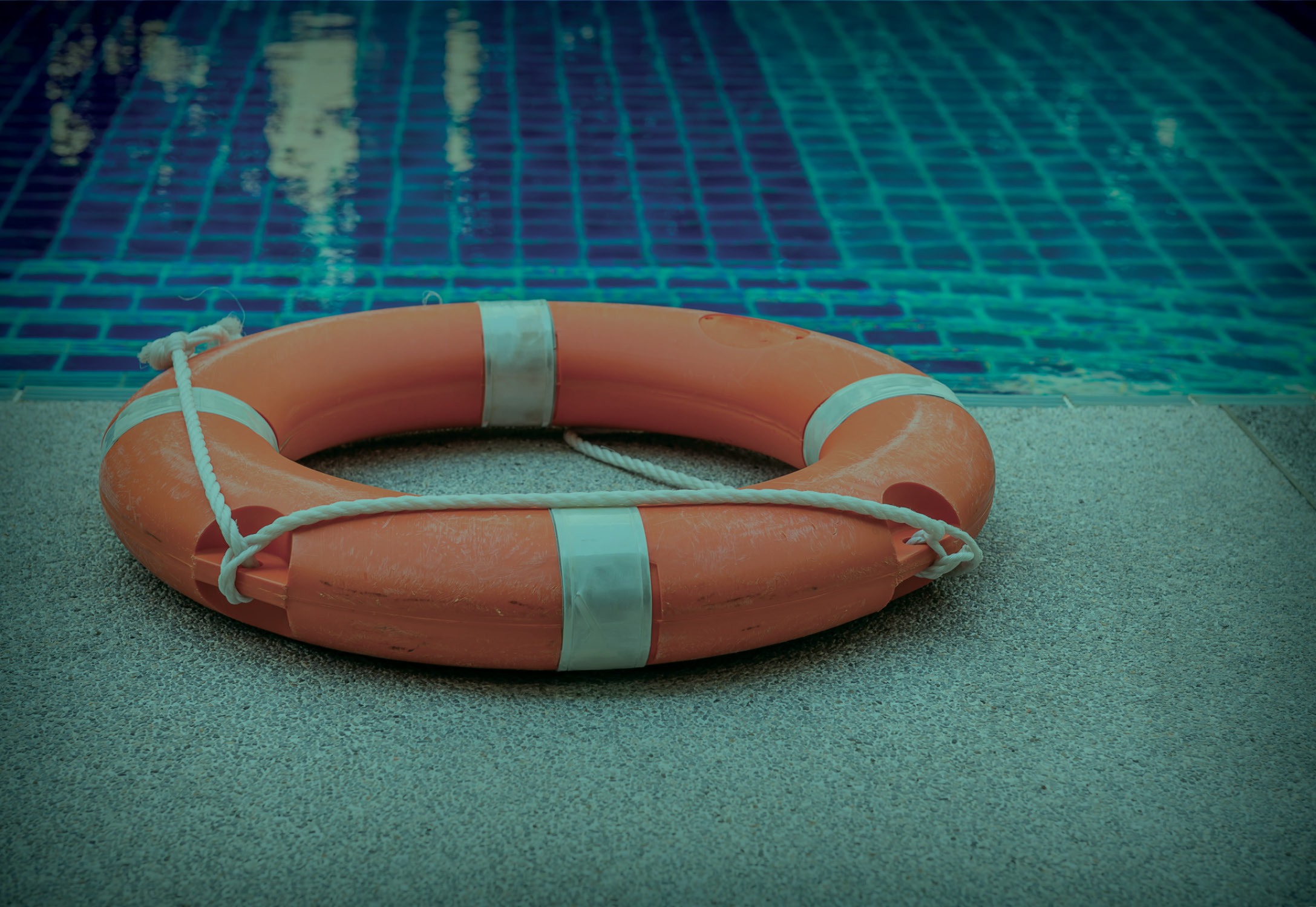 mitigate risk at the pool with a lifesaving device