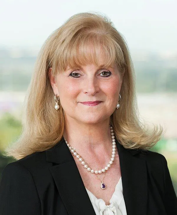 Nancy Furney, Esq. Chief Human Resources Officer, Winstead